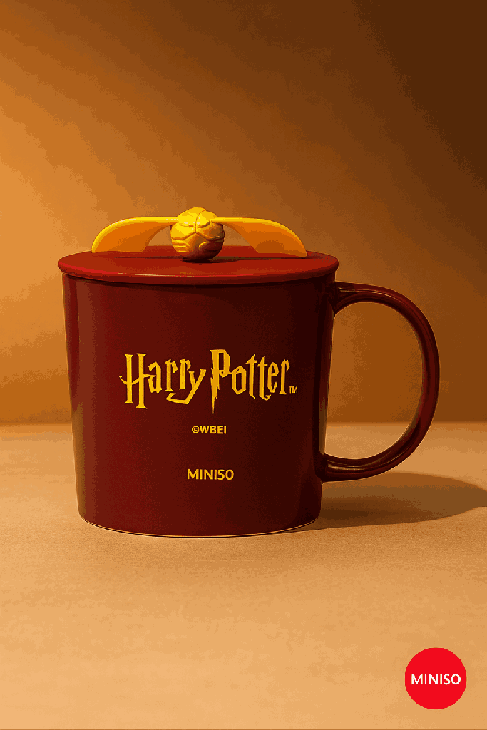 Harry Potter Ceramic Cup With Lid (490ML)