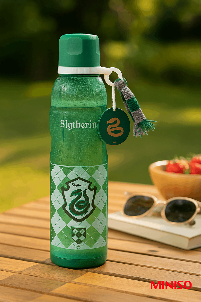 Harry Potter Plastic Tumbler With Straw(750ML)(Green)